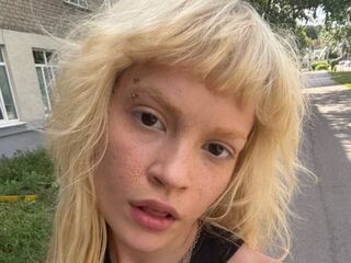 cam girl masturbating with vibrator WilliaMarquart
