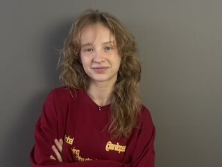 free live show WinnifredMckowen