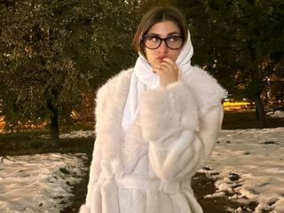 free nude cam YukoHazer