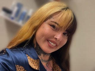 HoneyDripsOnYou